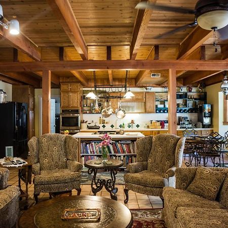 Mountain Harbour B&B Roan Mountain Bagian luar foto